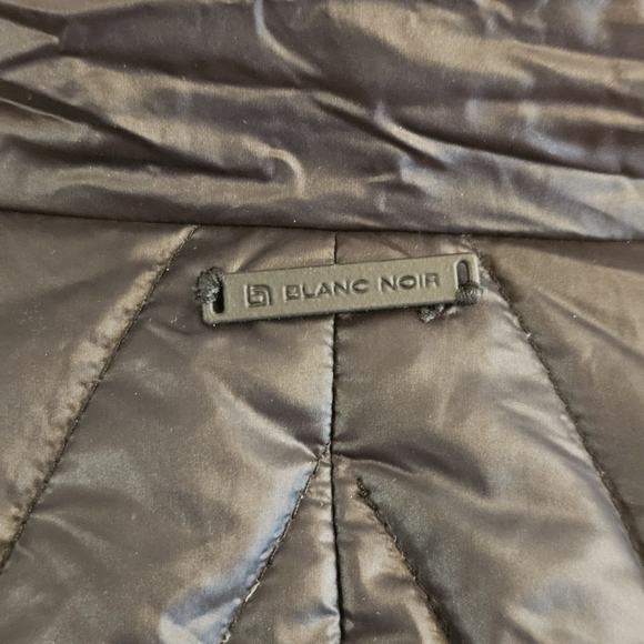 Blanc Noir Stylish Black Quilted Women's Jacket - Picture 12 of 12